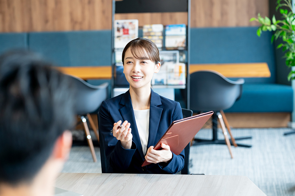 人と関わる仕事は4つのタイプに分けられる